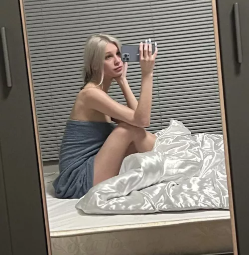 Wanna creampie my pussy daddy by calmlyacquit