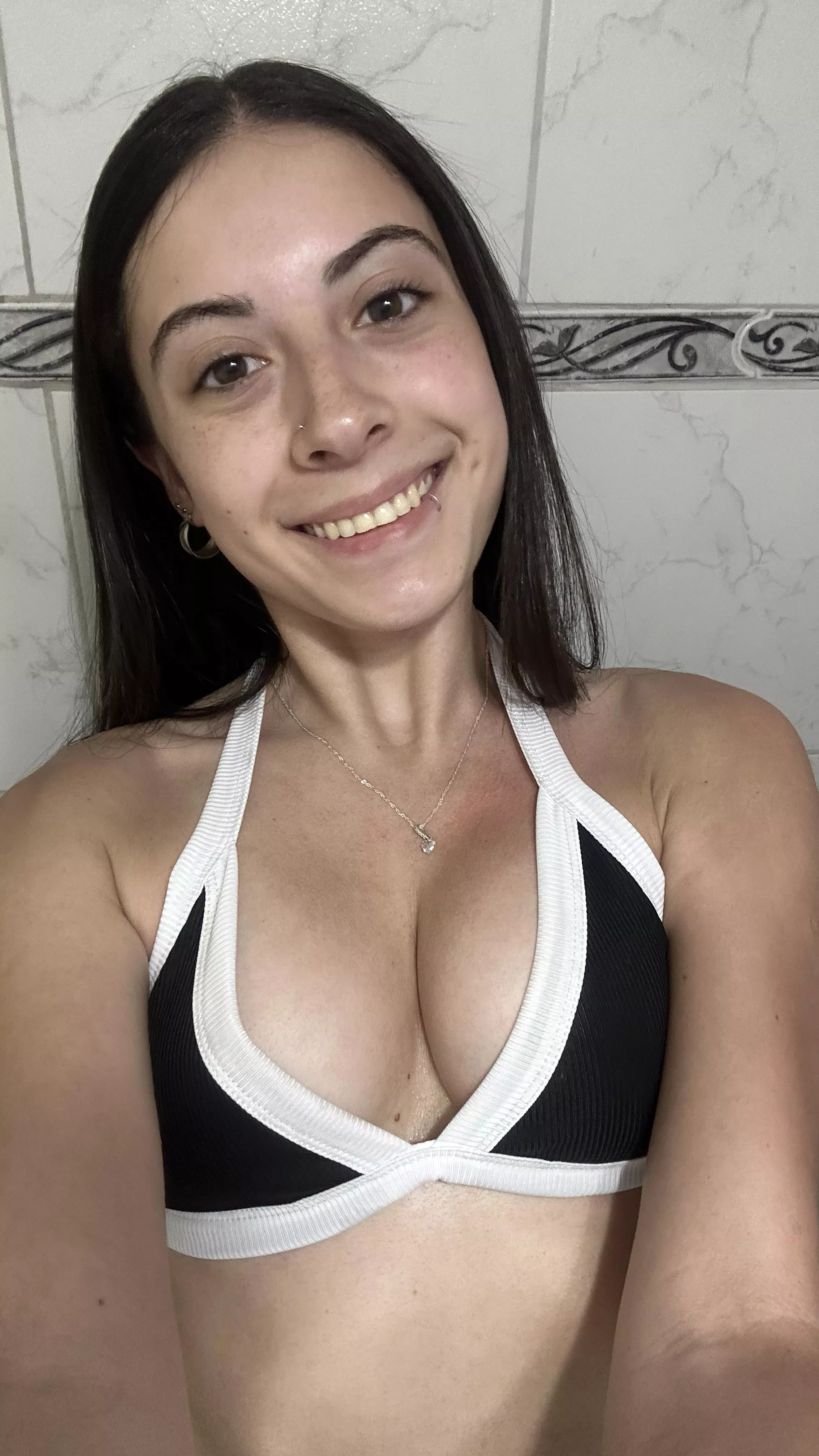 What's your favourite type of girls? posted by NewClassroomz