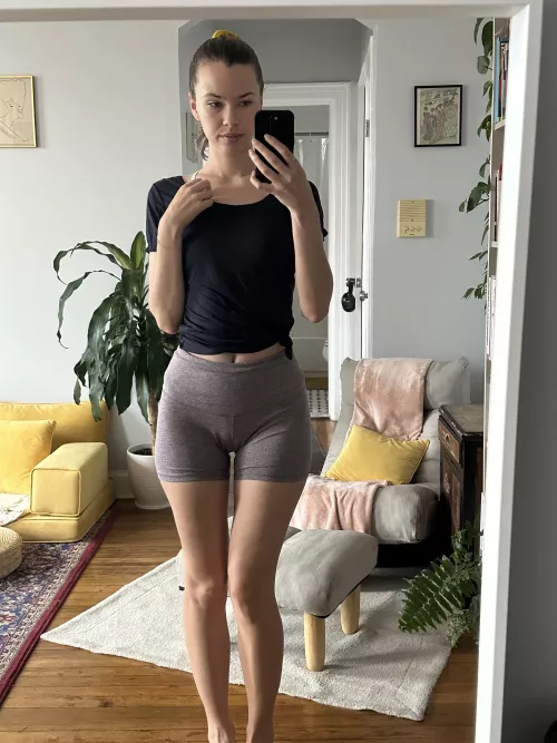 Yoga tights Tuesday by RealAliaBlack