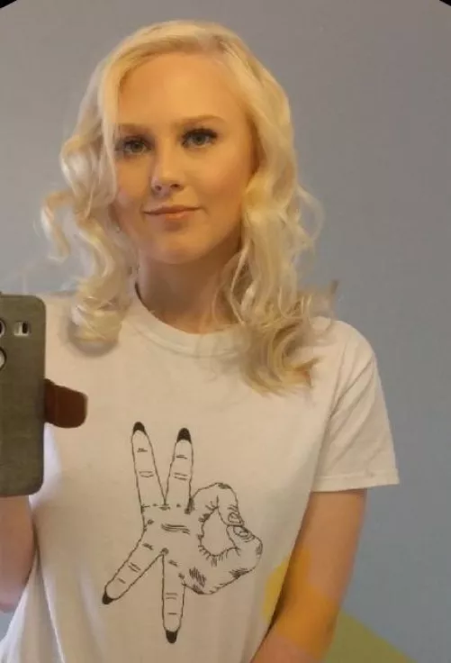 Can’t believe how exquisite Lily is sometimes by vulpine_smile