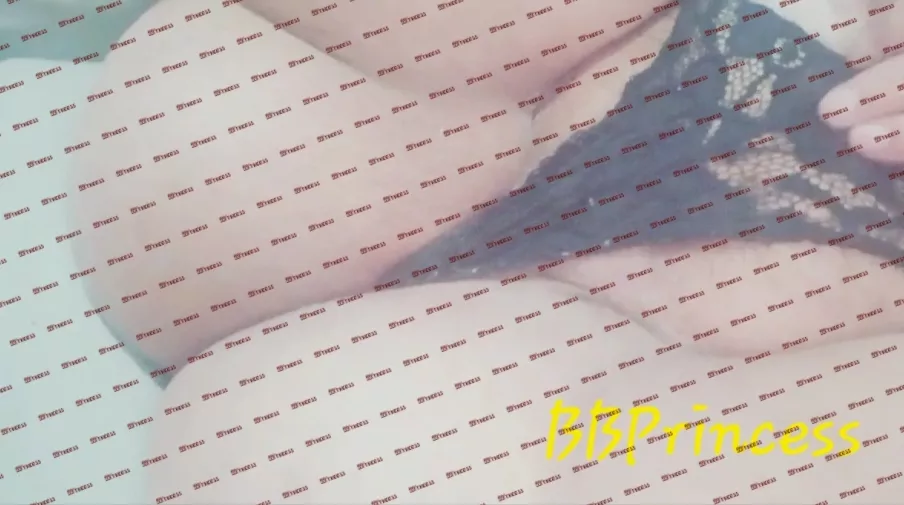 Hola ❤️ posted by BBprinc3ss23