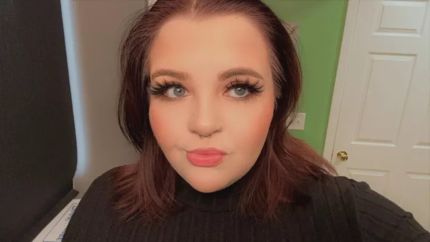 i got all done up to get my headshot taken! by Kind-Apricot6348