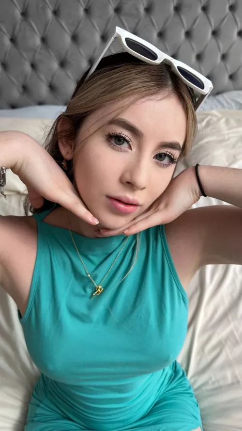 I love being sexy, but I always keep it classy and never cross the line into vulgarity. F19 by lipsaddiction