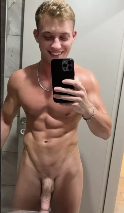 Is this size approaching your mouth? by WorthlessEloquence