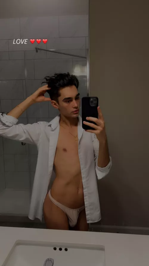 Lazy morning by 00_triple_s