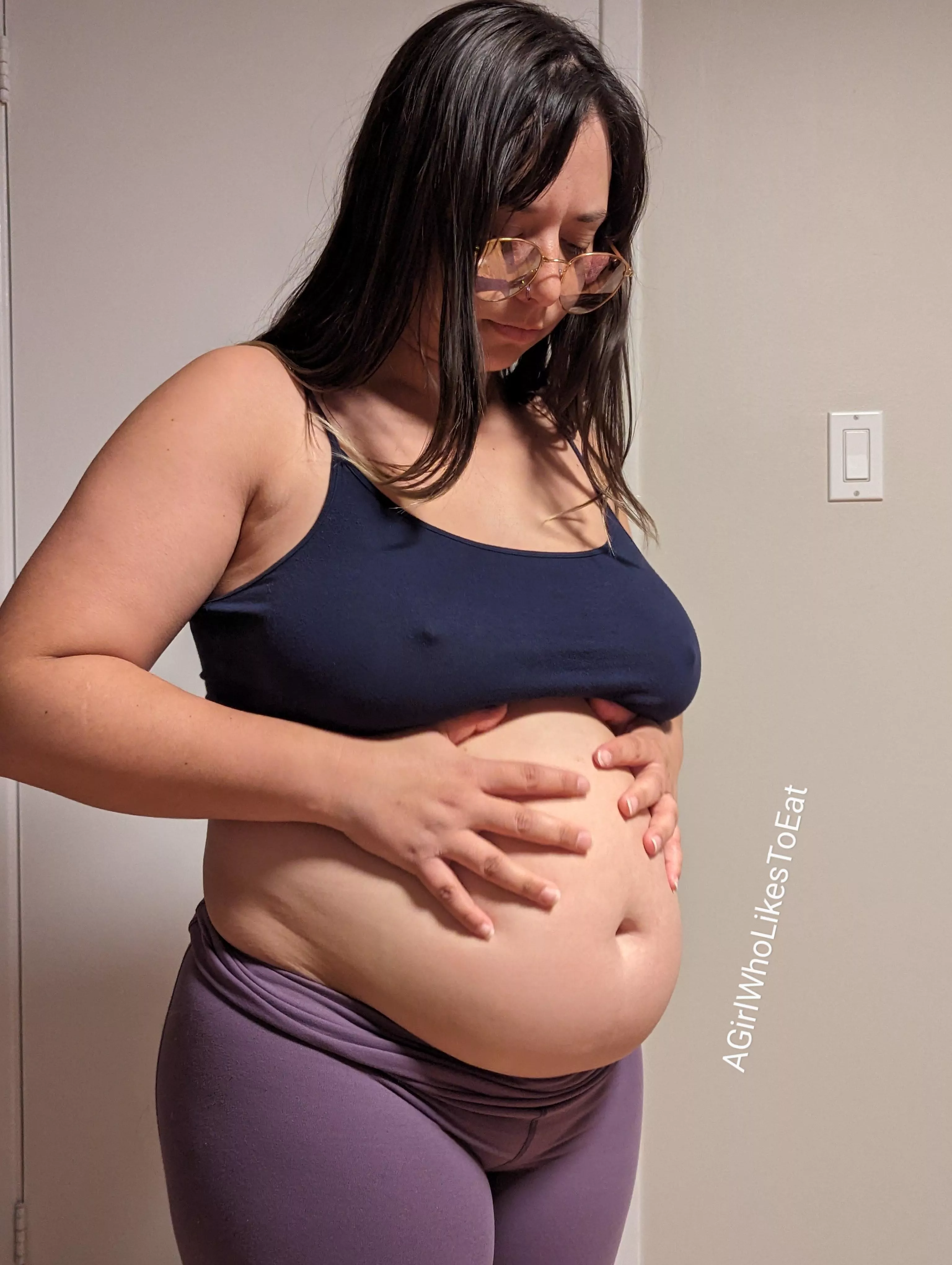 My aunt COULDN'T stop staring at my belly yesterday...YES Aunty I am fat now 😂 posted by AGirlWhoLyks2Eat