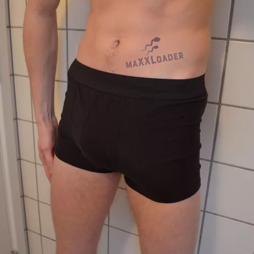 My subtle bulge by maXXLoader_