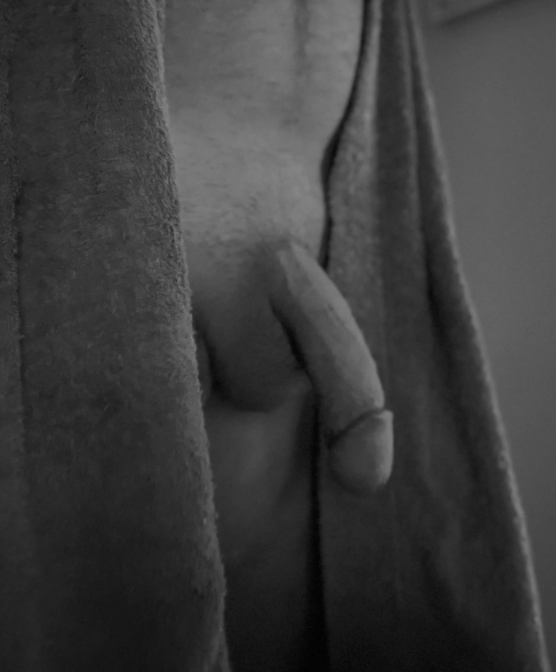Oops my robe fell open posted by iloveblackandwhite
