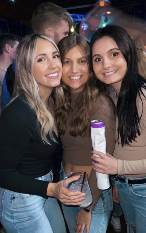 Shawty by BingoDino-dna