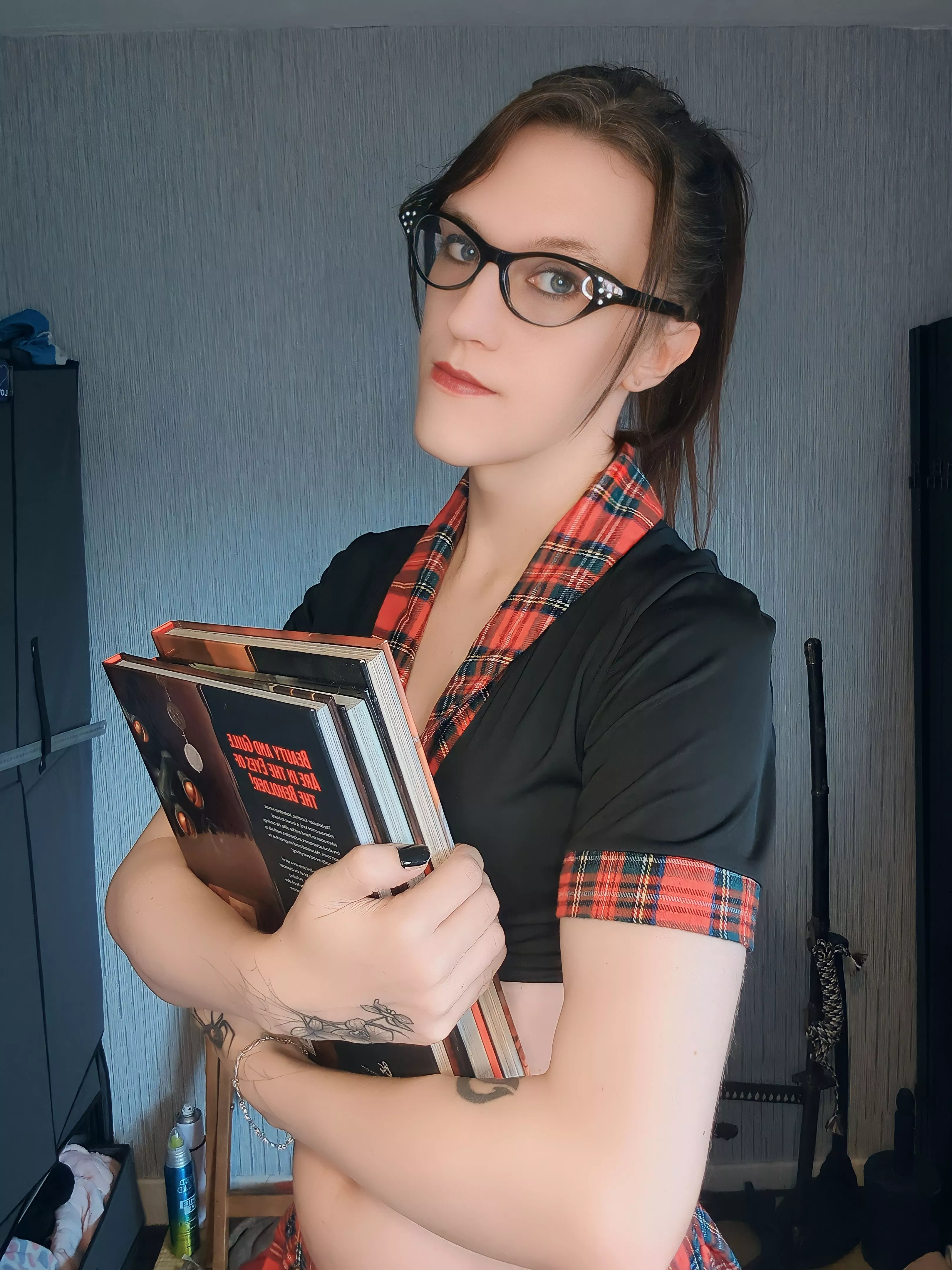 Some guys like brains, some like a girl they can fuck on their desk.... Get you a girl that can do both 😉 posted by postsissyslut