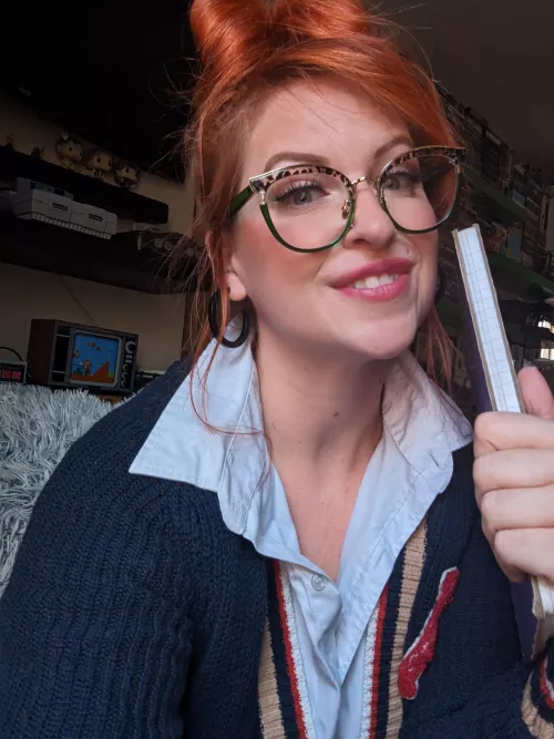 Study Buddy 👩🏻‍🏫 by BeeBinisky