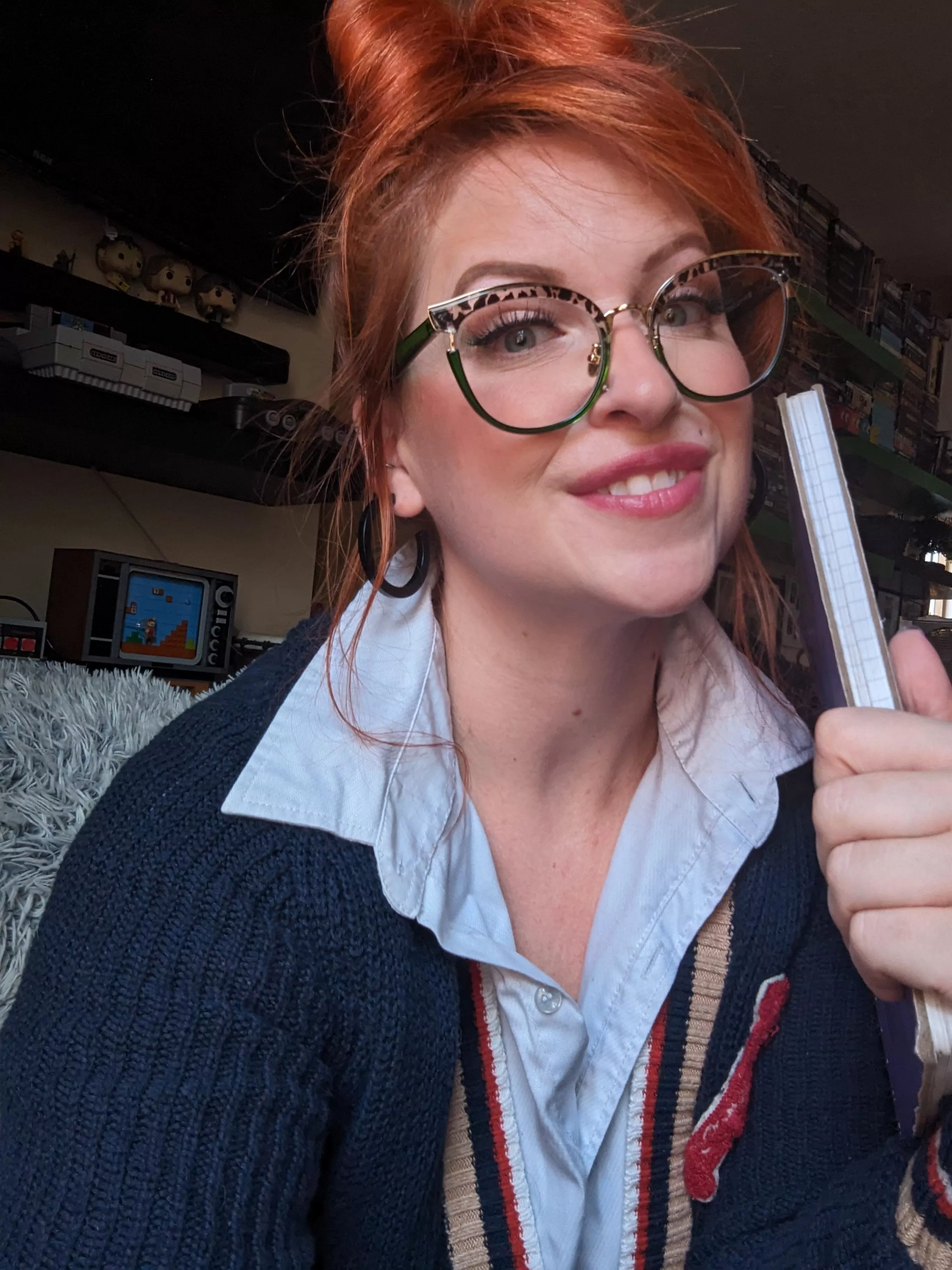 Study Buddy 👩🏻‍🏫 posted by BeeBinisky