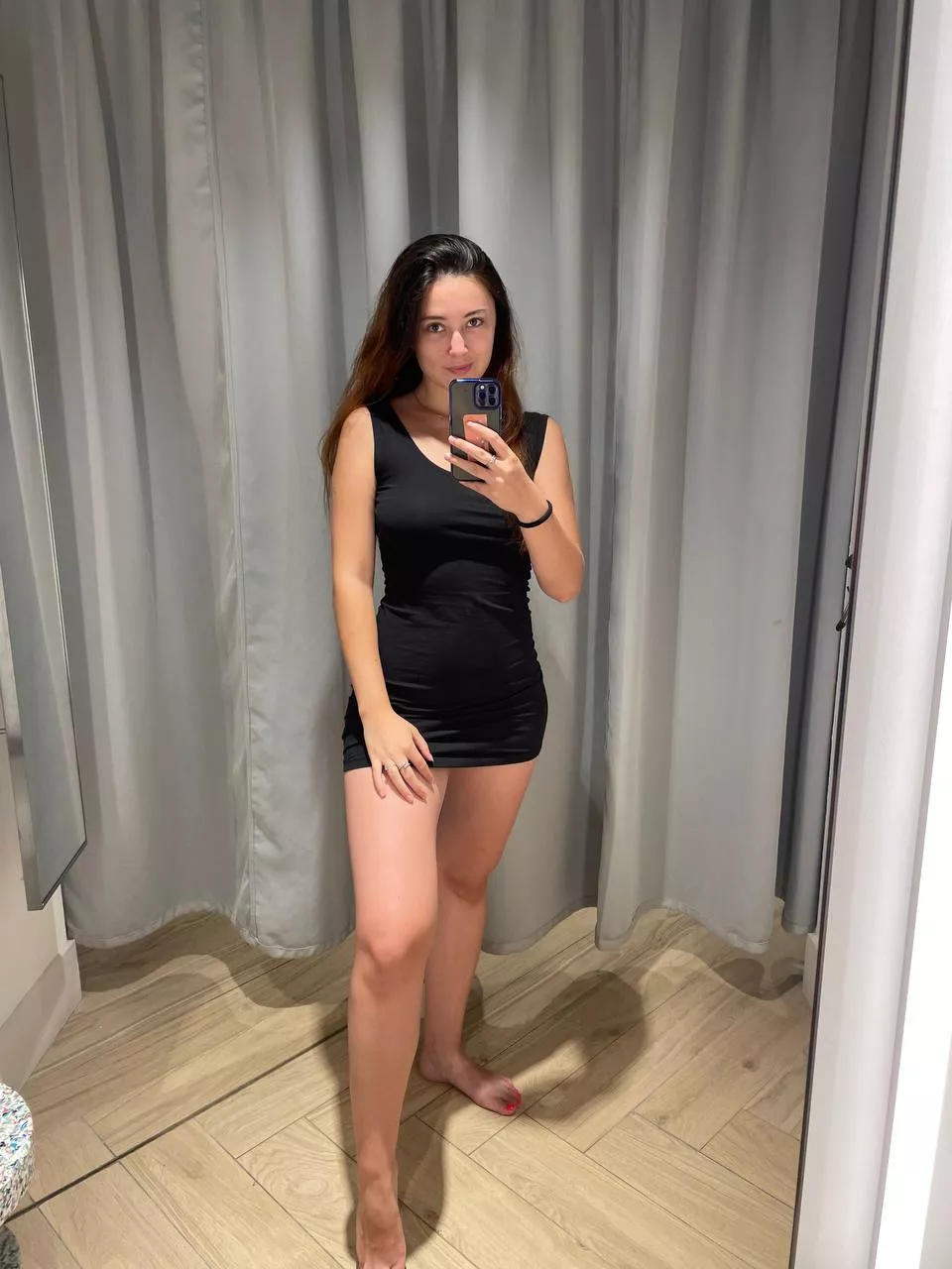 That slutty girl wants to be squeezed under your weight posted by overreduce468