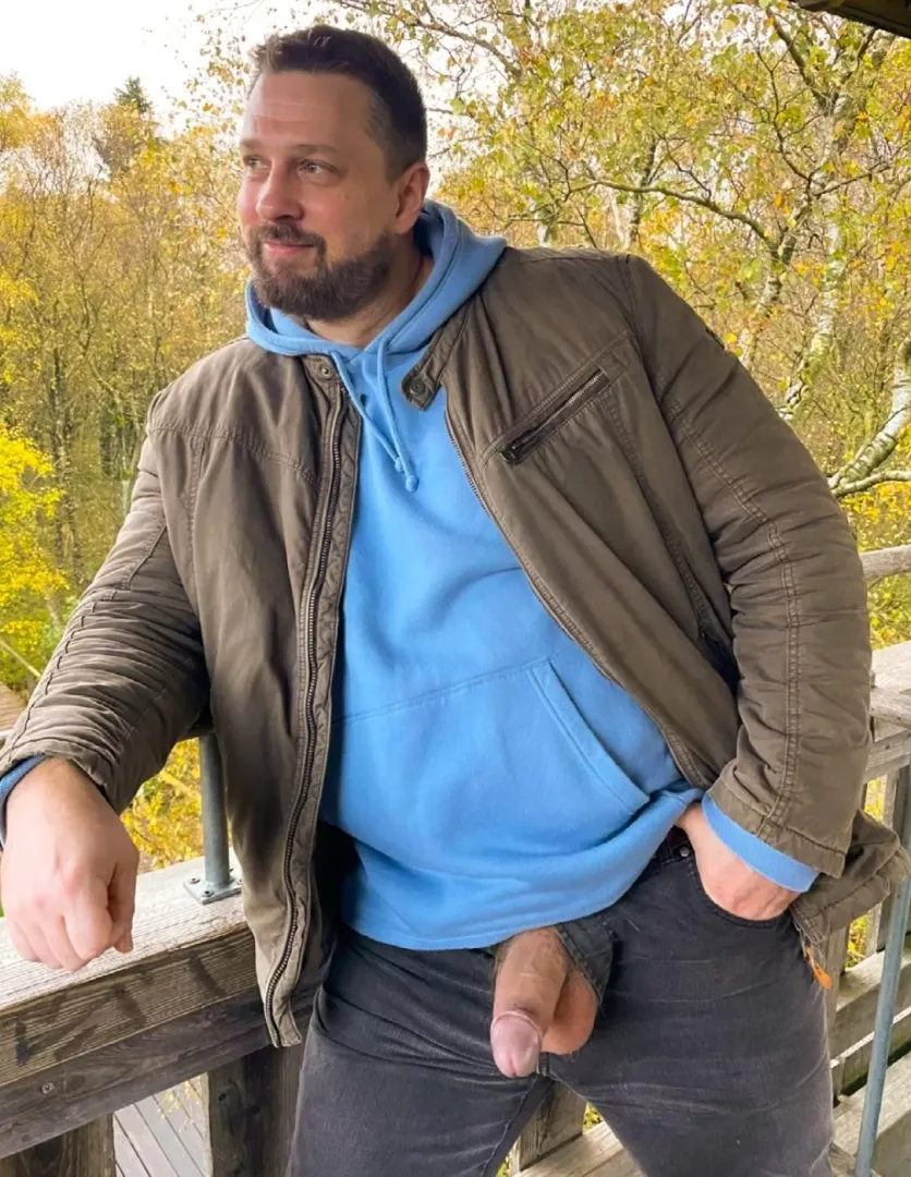 Would u go hiking with a Bavarian Countryboy?. posted by Top_Handle2768