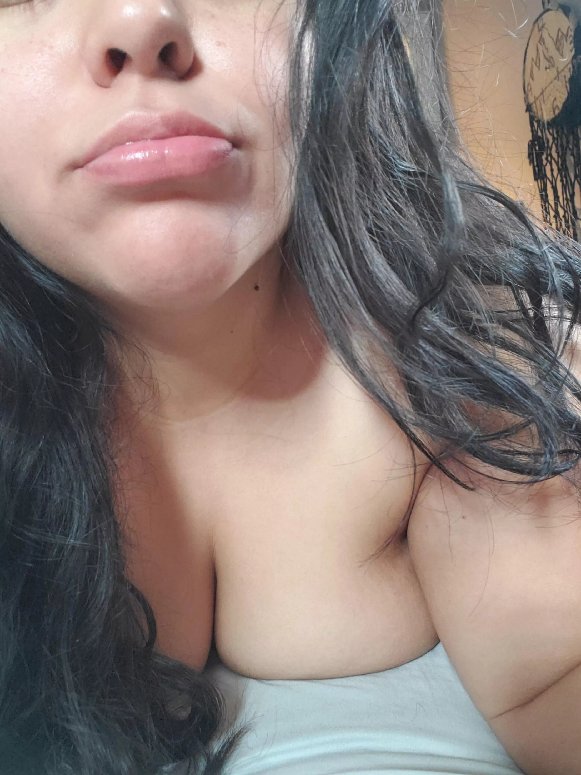 30F thick latina hotwife posted by Spaced_outChick
