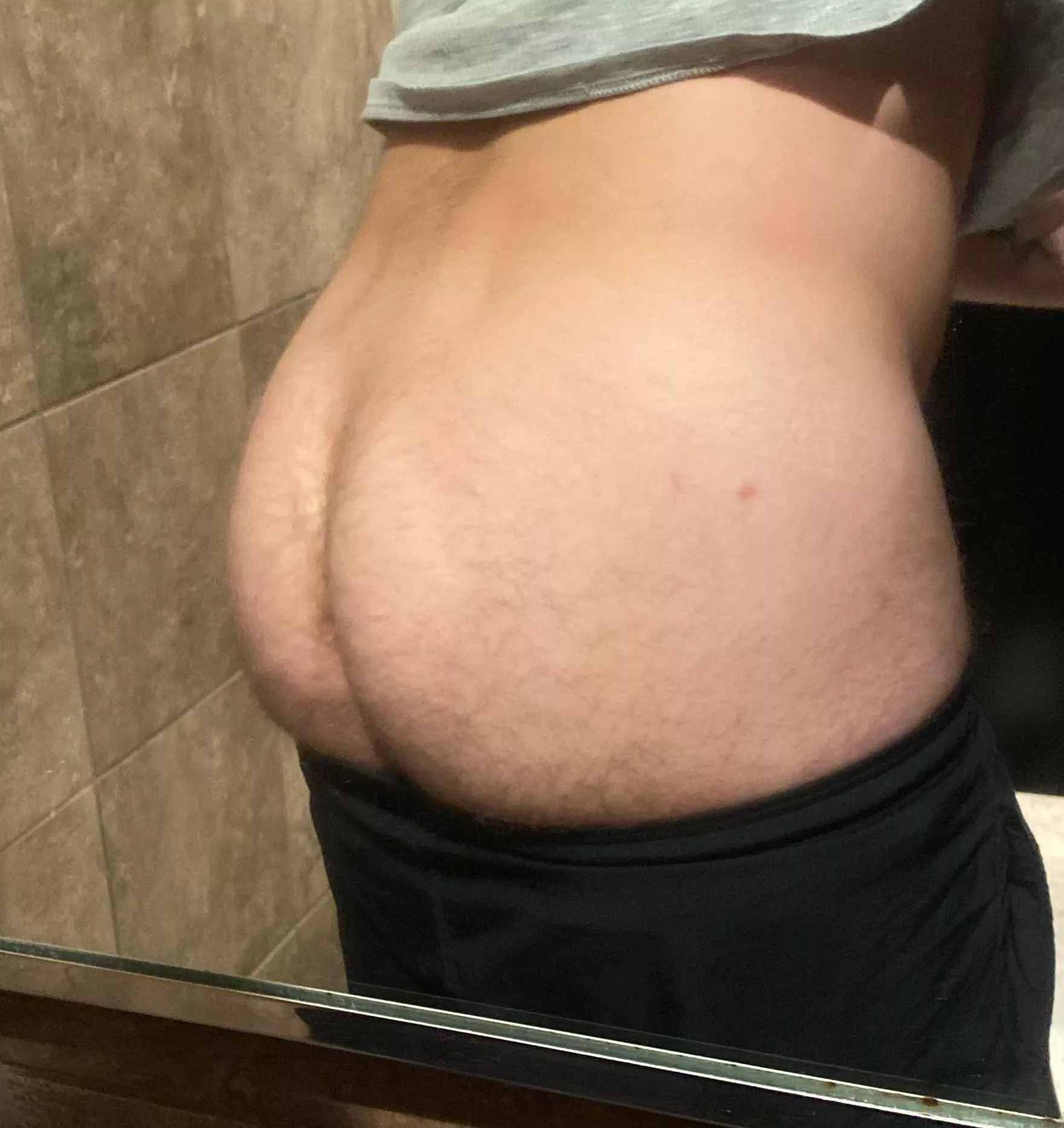 Catch me in the locker room, what do you do? posted by TechnologyFarmer2078