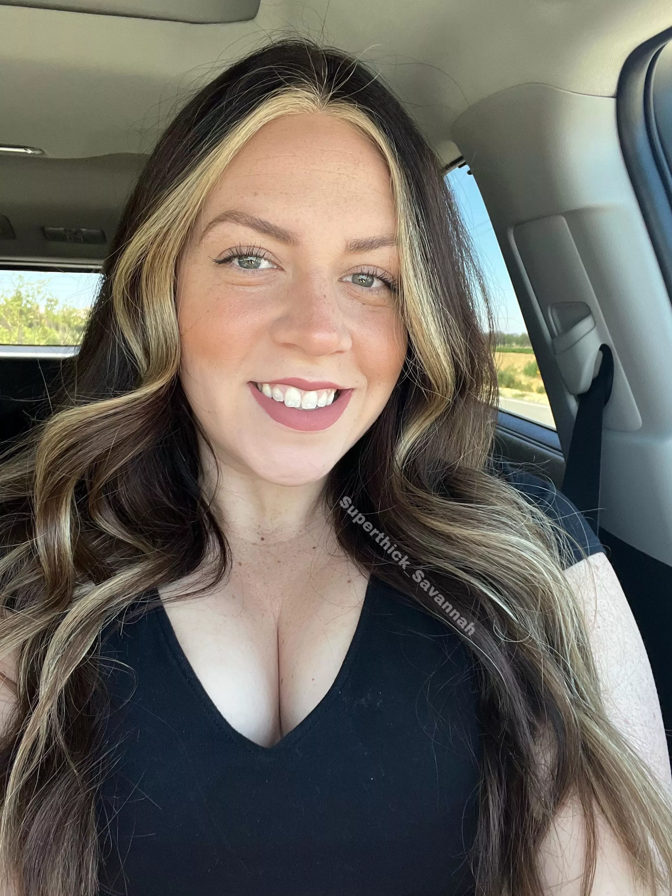 Check out more of my milfy self @Savannahscollection Link below posted by Superthick_Savannah