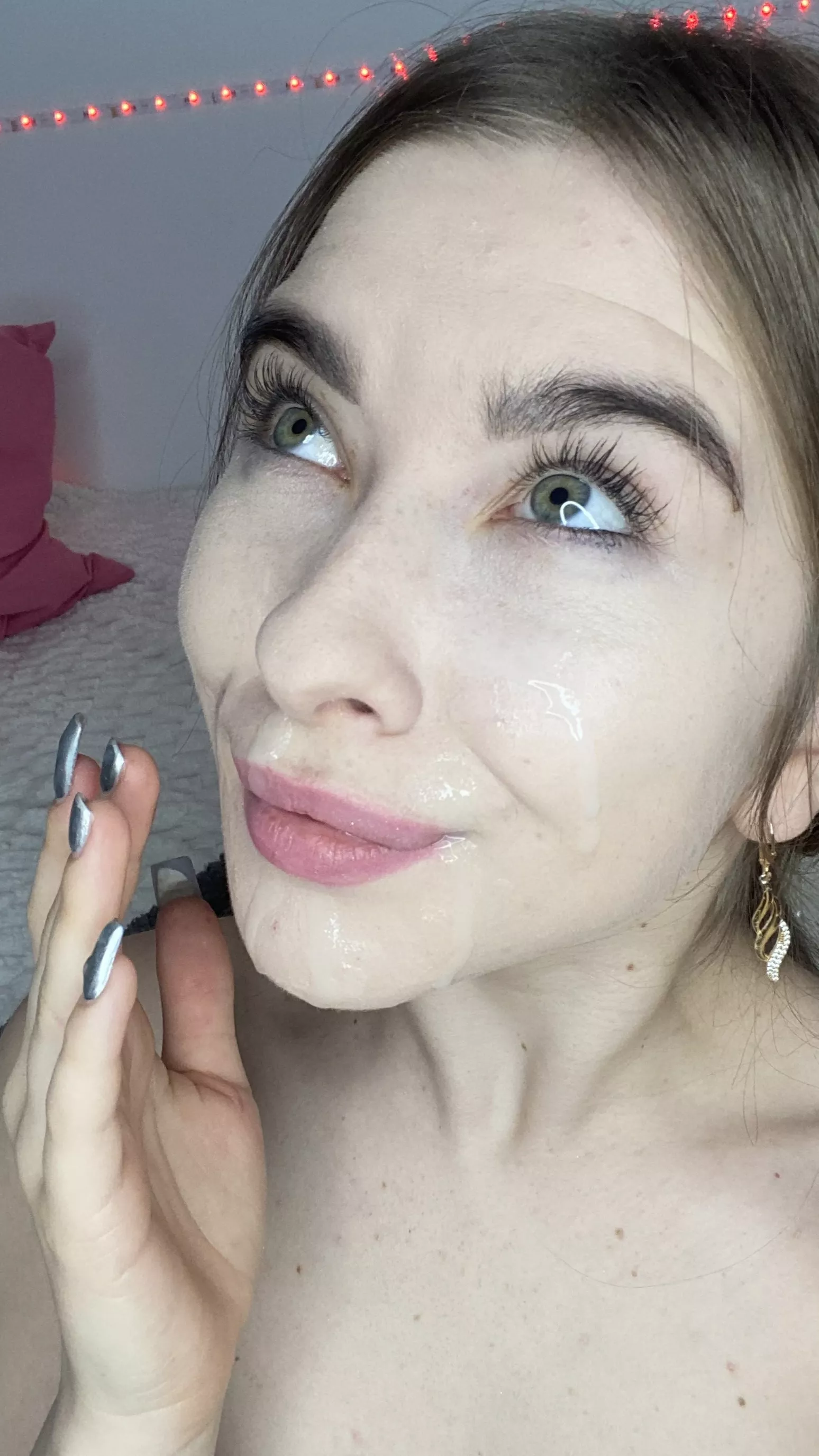 Cum on my face makes me smile posted by AntacidFontenoy