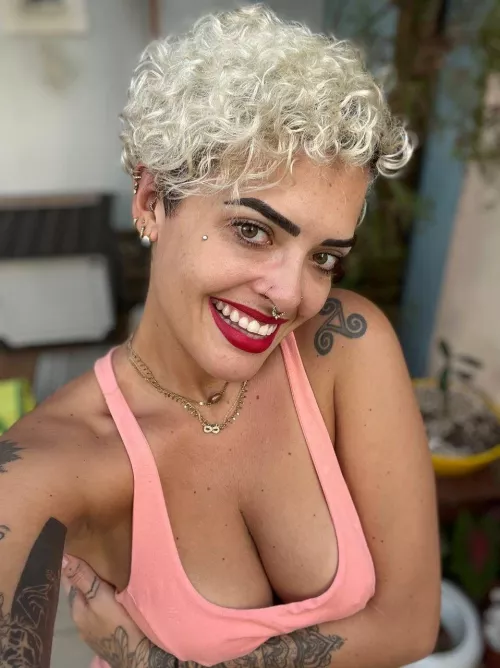 Do you like my hair curly? by Lady-Paula