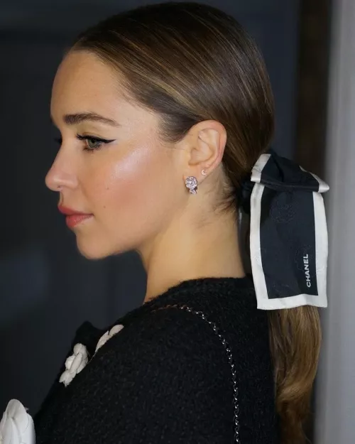 Emilia Clarke profile by James007BondUK