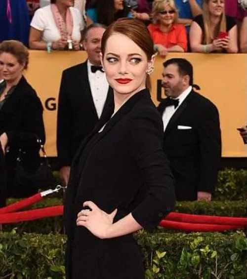 Emma stone by angelikeoctomber