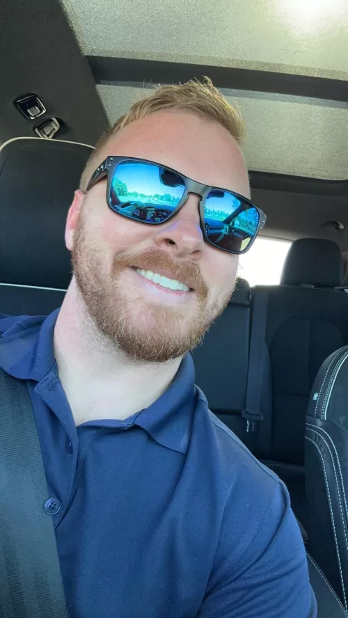 Happy almost Friday 😊😊 by baxle2019