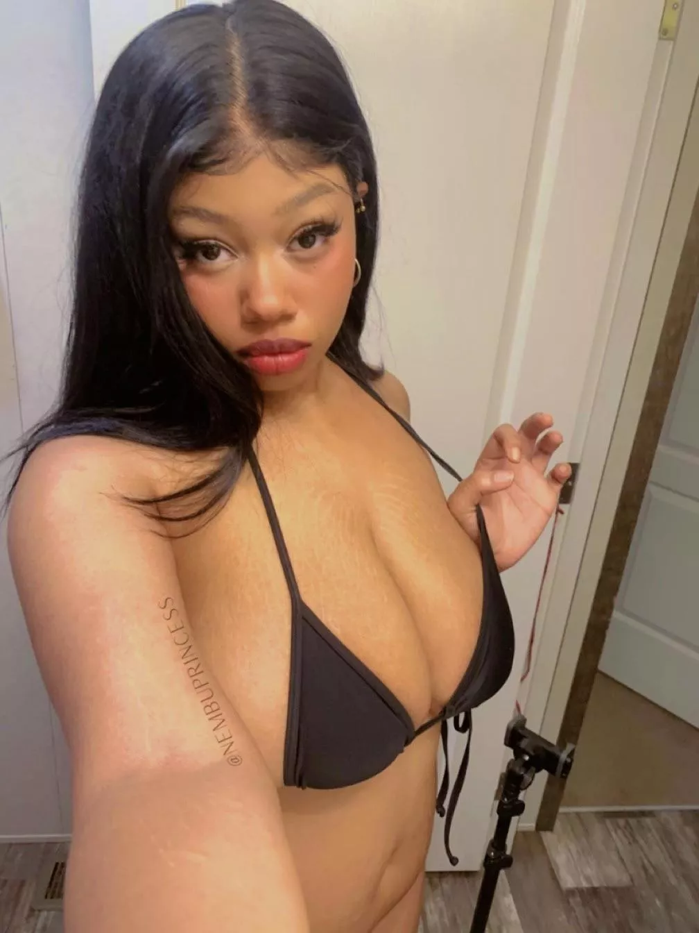 Happy hump day :3 posted by sinaokai