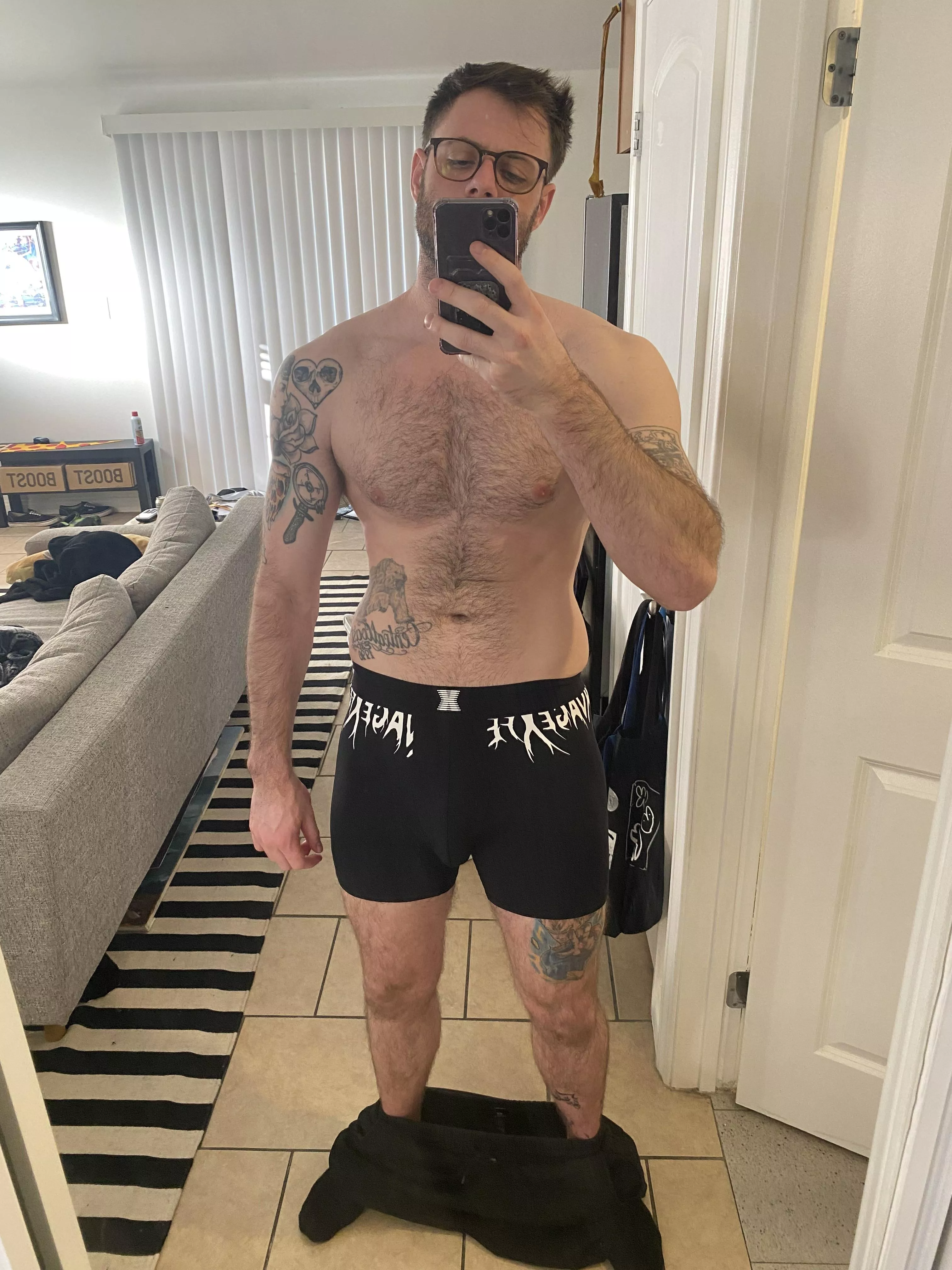 It’s my cake day bros 🍰 [30s] posted by Turtlepapi