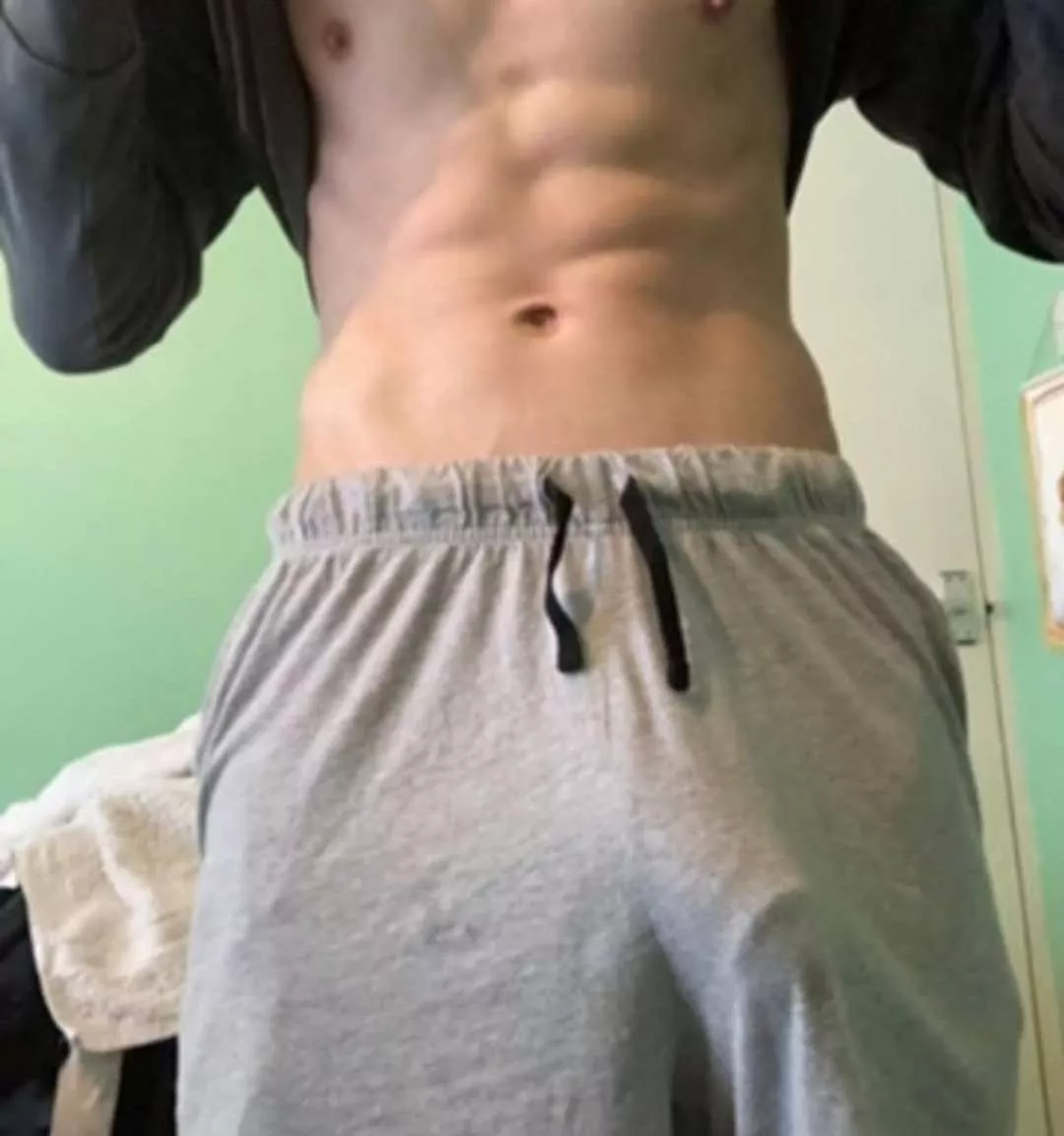 Like my sweatpants? posted by odinson10