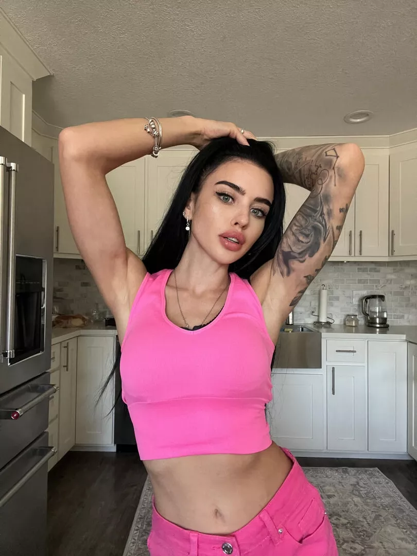 Look what I have for you posted by Suspicious-Energy347