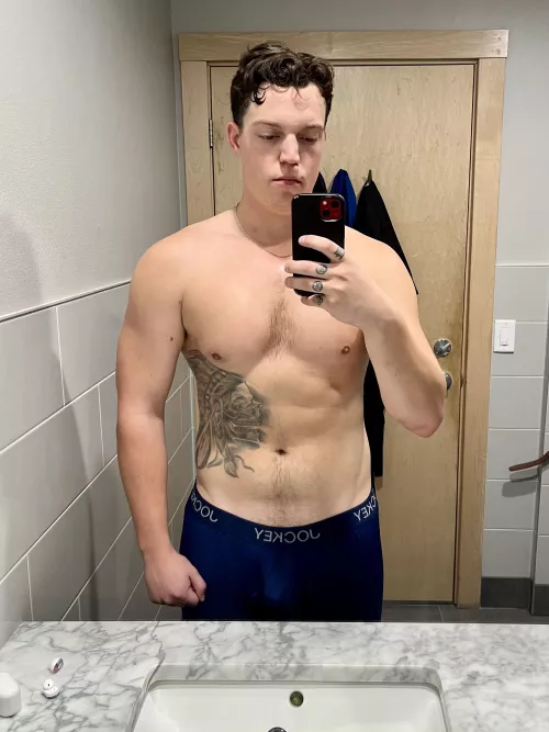 [m] View from the gym bathroom by NoLieWi