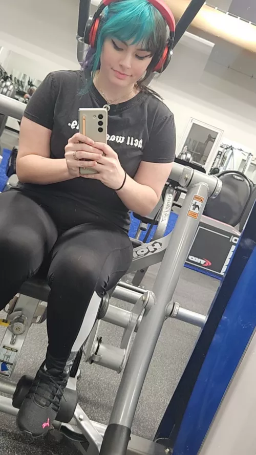 Next time I'll take the pic when I do my outer thighs (f)or the spread 😏 by Acceptable-Garden192