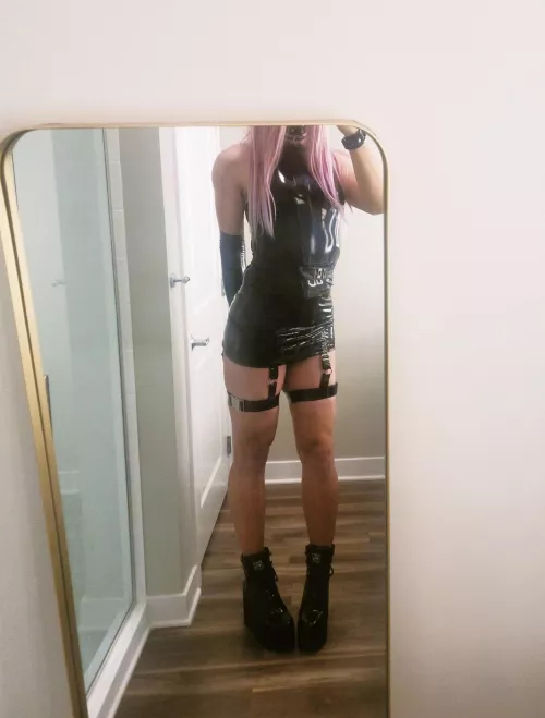 rave shiny by allblackeveryth1ng