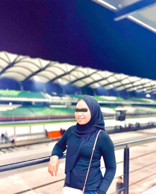 Really wanted to see through what’s inside by Healthy_Can3972