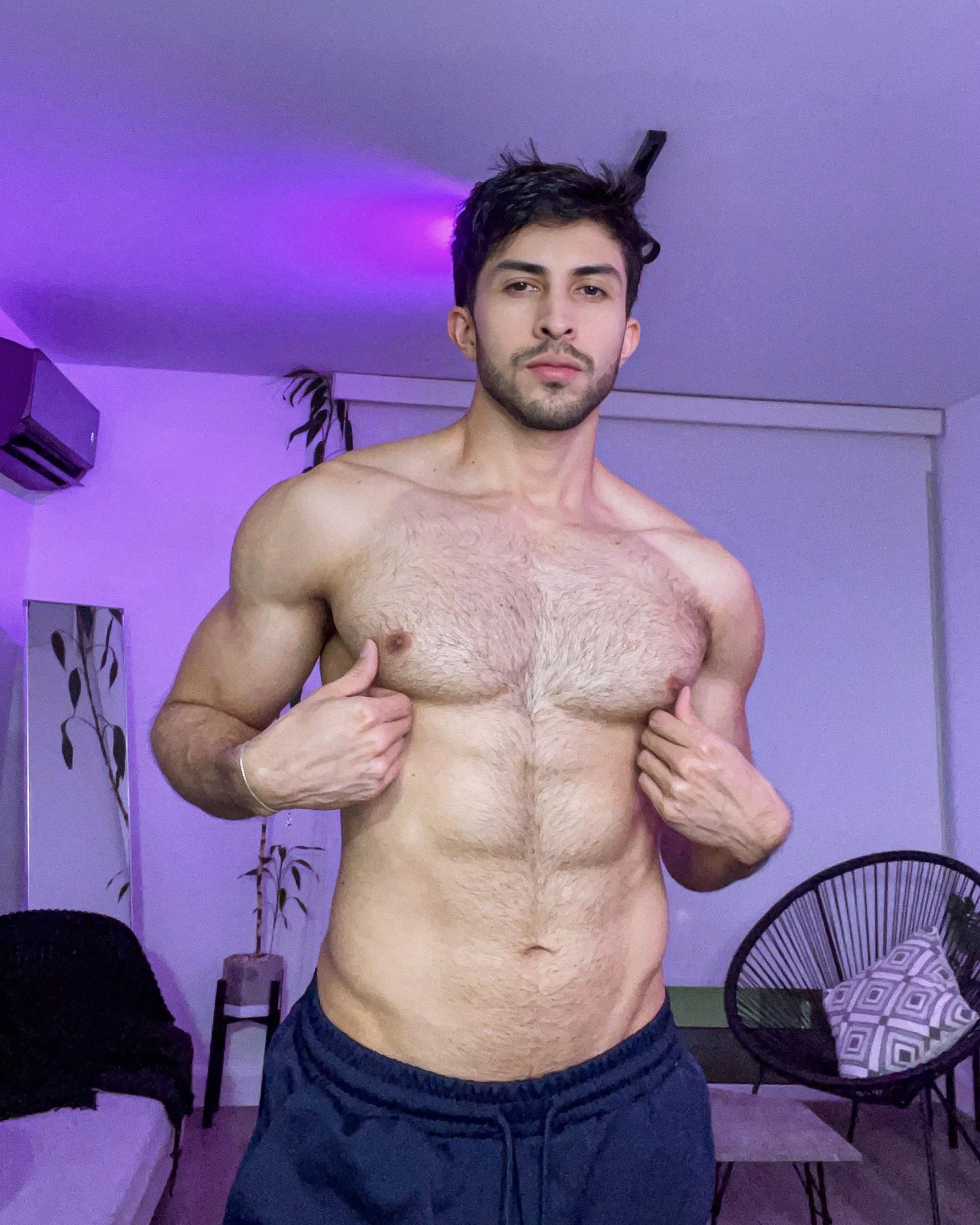 Should I shave or no to shave? posted by joelinblue