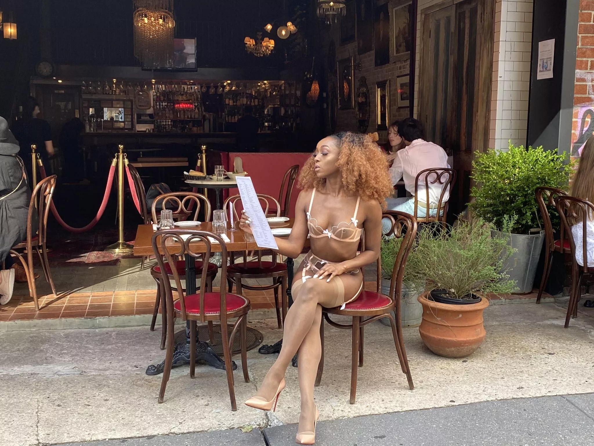 Try and resist a queen like Me. posted by thetashablack