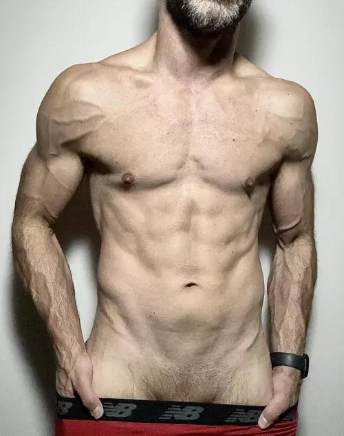 Workout paying off, now imagine with a pump 😏 [M] by FittGeek