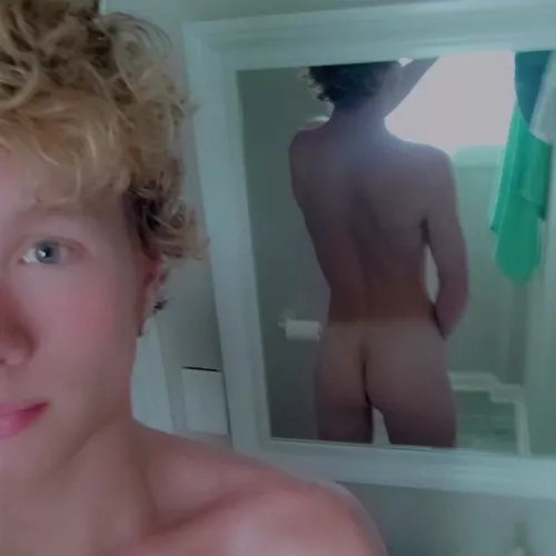 [20] 🌬💕🍑 by Milo_Komala