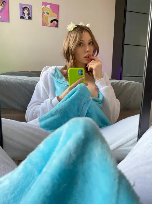 Do you mind if my cock is bigger than yours, stepbro? by Lovely_Assistant