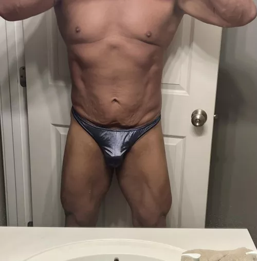 First post - how do I look for an old guy? by Southern_Tip2307