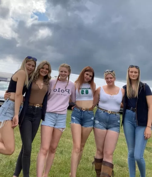 friend group [6] by Shannahgreen