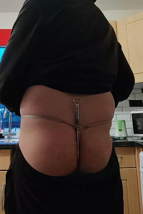 G string with anal hook in my ass in kitchen by ruinedbf