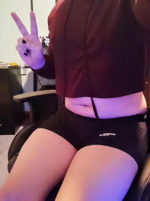 I like having a bit of squish 🥰 by Alexis_The_Fem