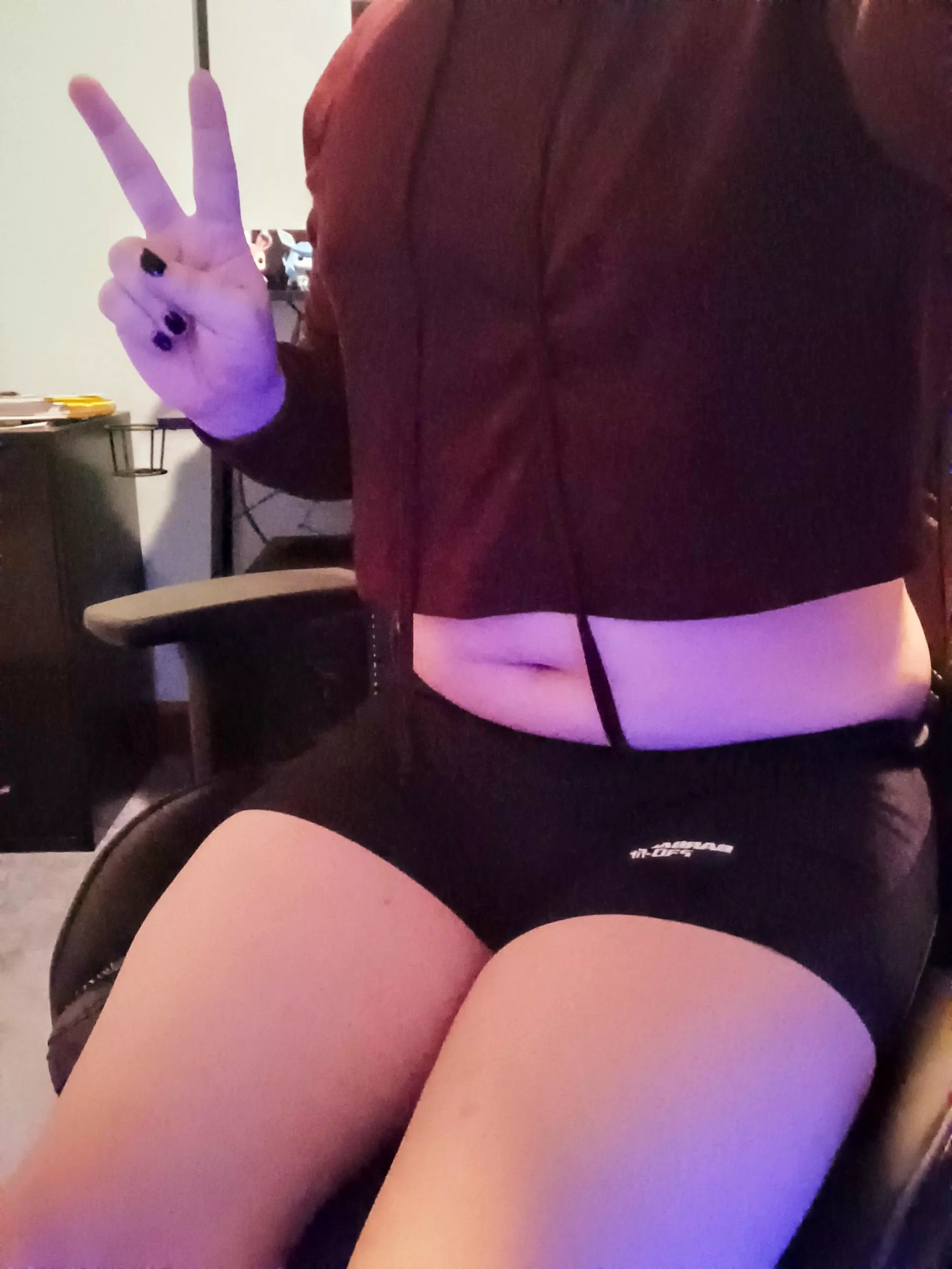 I like having a bit of squish 🥰 posted by Alexis_The_Fem