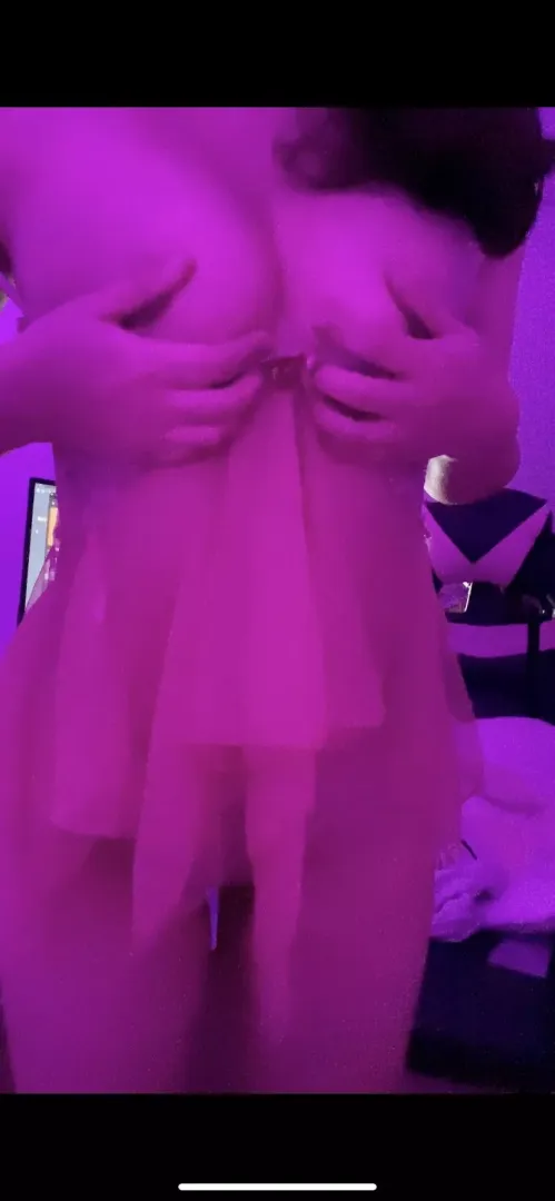 Jasmine (@bbygirl_jasmine) [onlyfans] posted by bbygirl_jasmine
