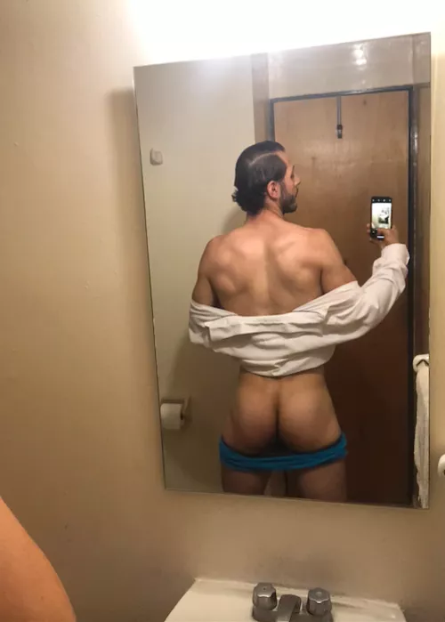 just a shy boy 🤓😉 by DaniMexican