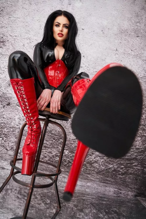 Yummy by LadyBlackdiamoond