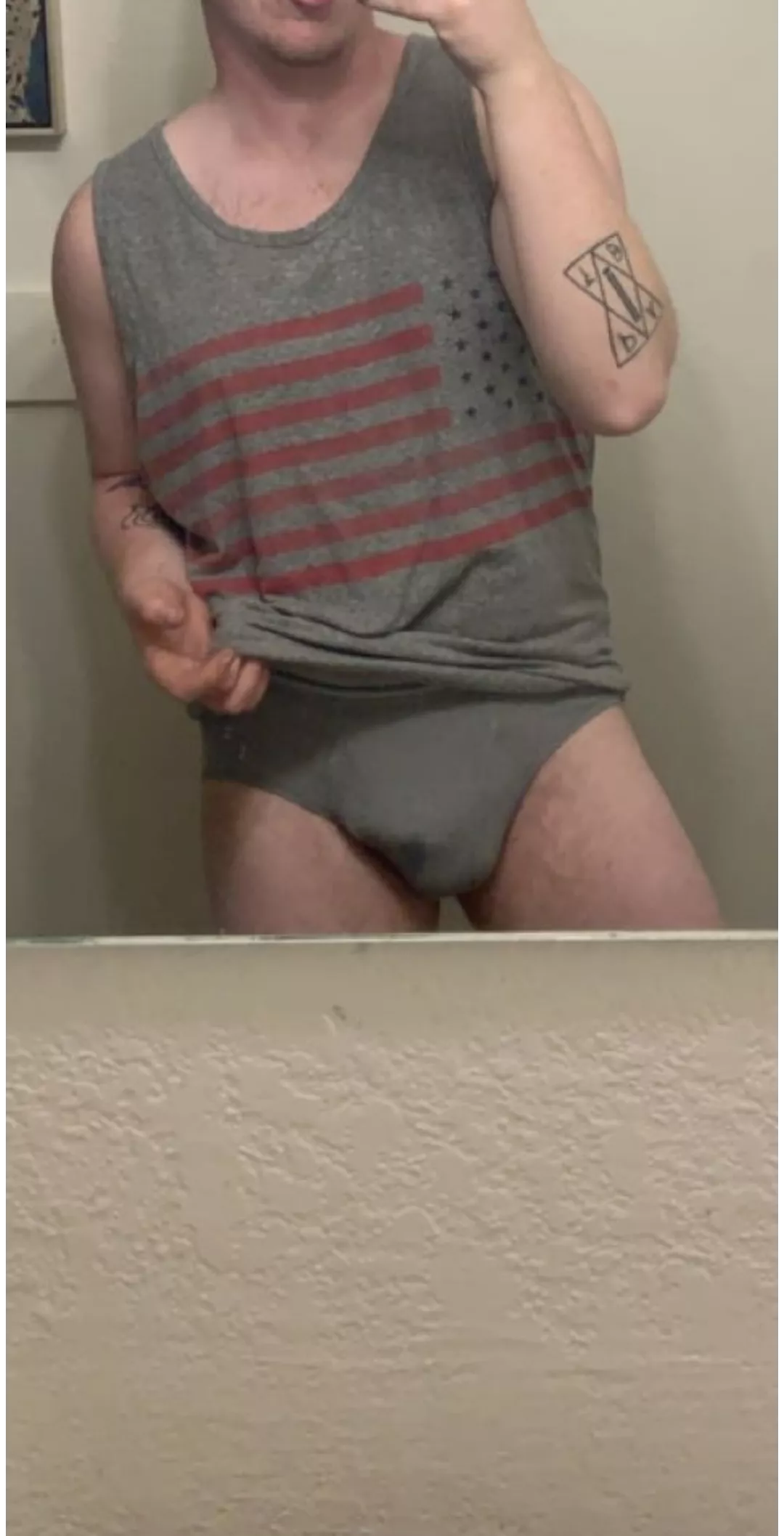 25 M. Who wants to sniff em posted by sk8fasteatass666