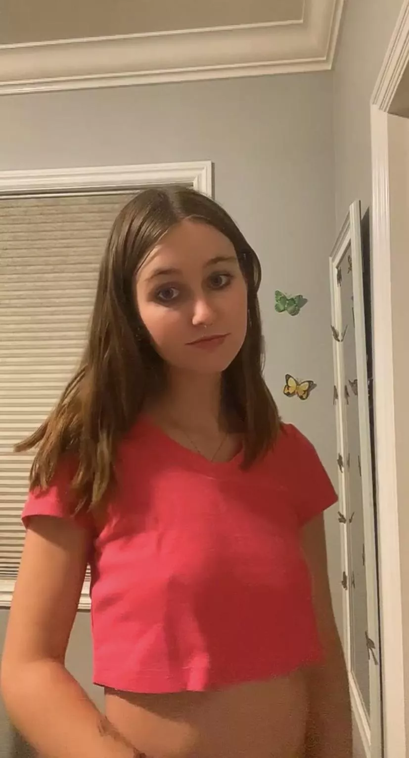 Am I girlfriend material posted by Hot_Argument_2020