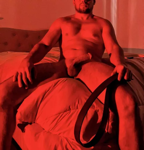 Come back to bed…don’t make me ask you twice! 😈 by nerdyone13_1